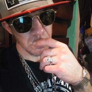 Meet your Posher, Steven